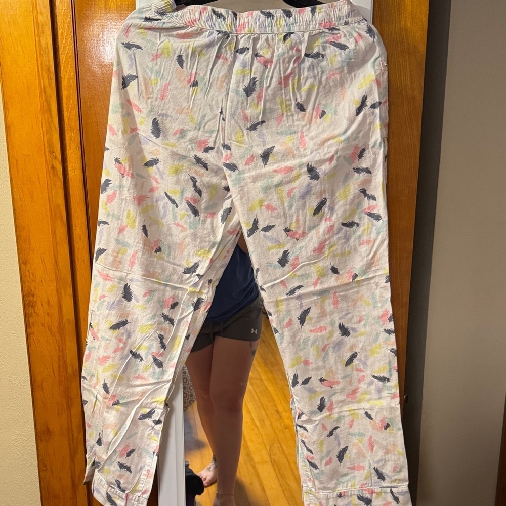 Victoria's Secret Gray and Multicolor Pajama Set - Picture 6 of 6